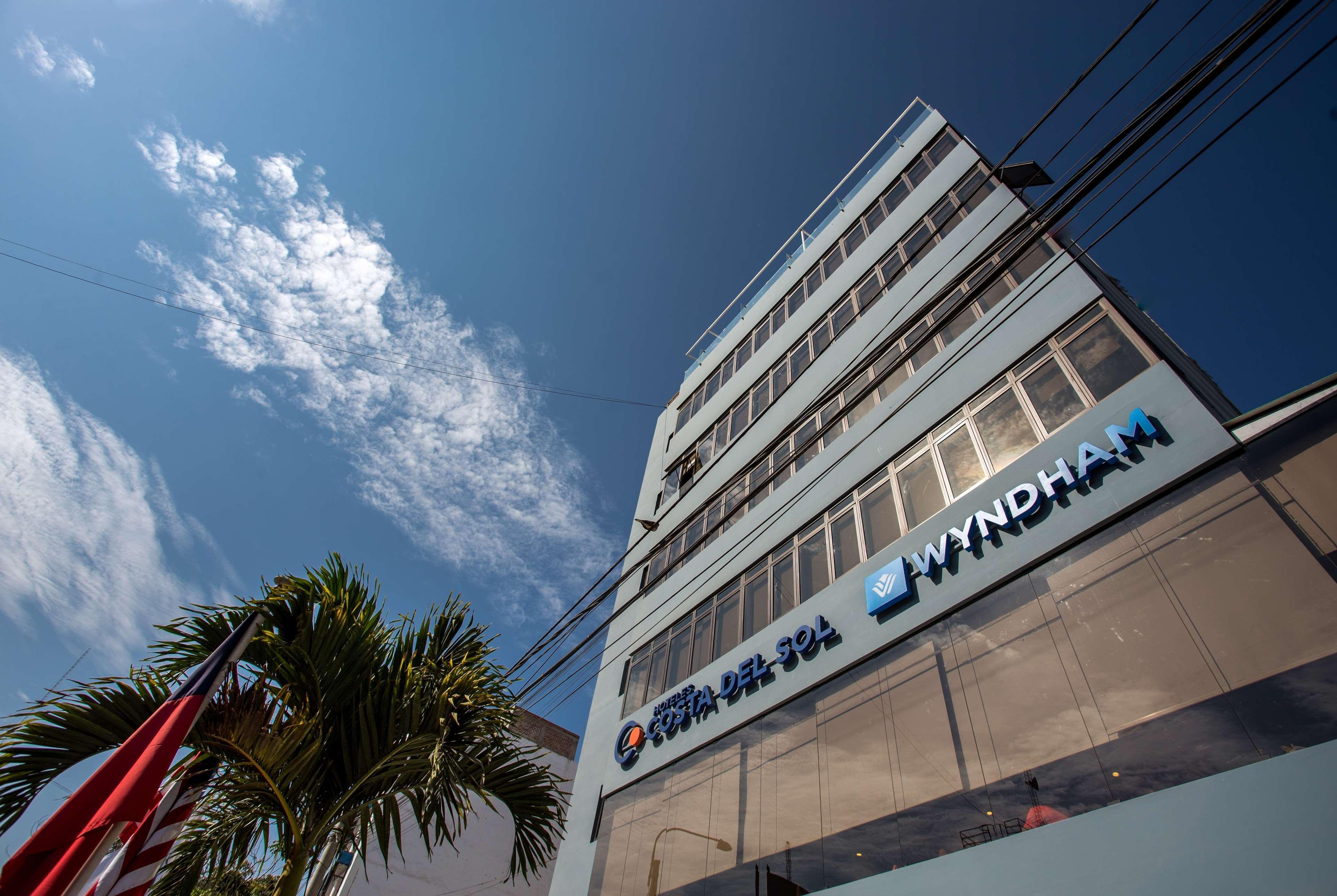 Wyndham Costa Del Sol Chiclayo Hotel Exterior photo